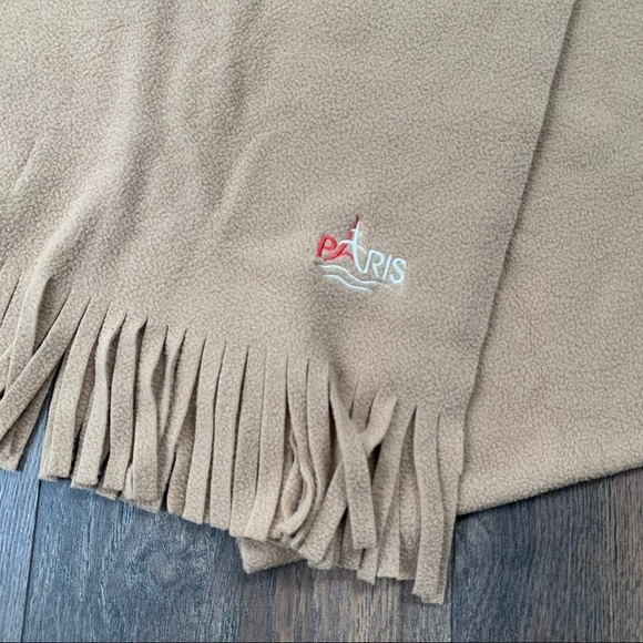 Roger Laurent Fleece Paris Scarf - Picture 1 of 3